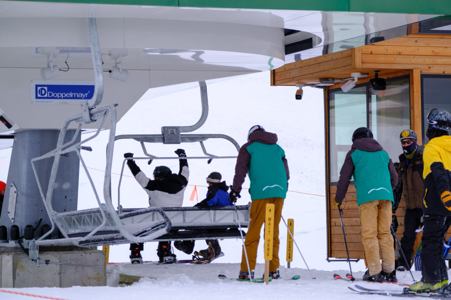 image of Saddleback Mountain Ski Resort